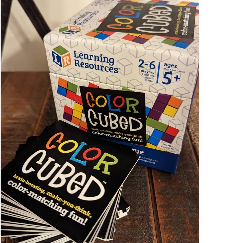 Color Cube Strategy Game - Picture 2 of 9